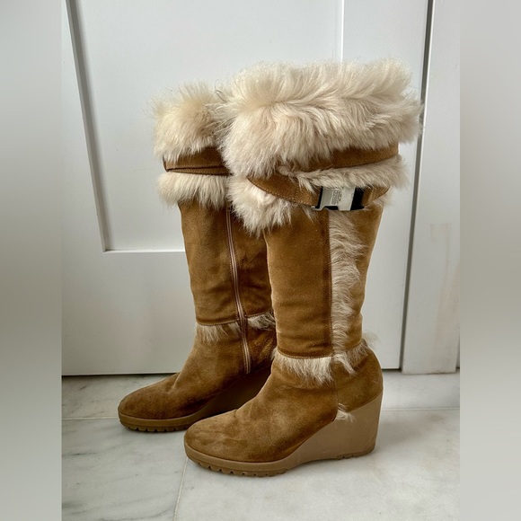 COACH suede & shearling boot - Picture 9 of 10